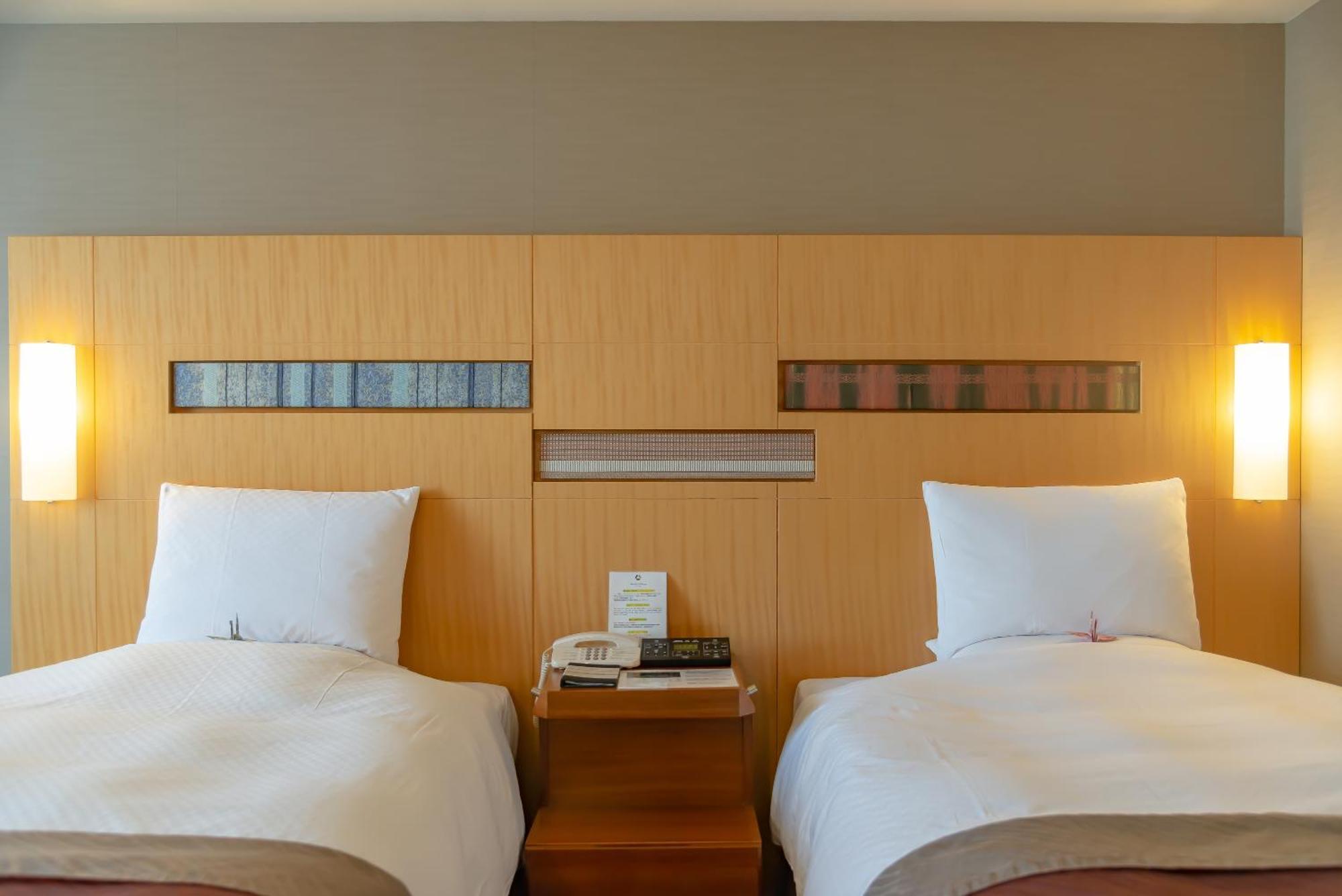 Hotel Okura Fukuoka Fukuoka  Cameră foto A room at the hotel