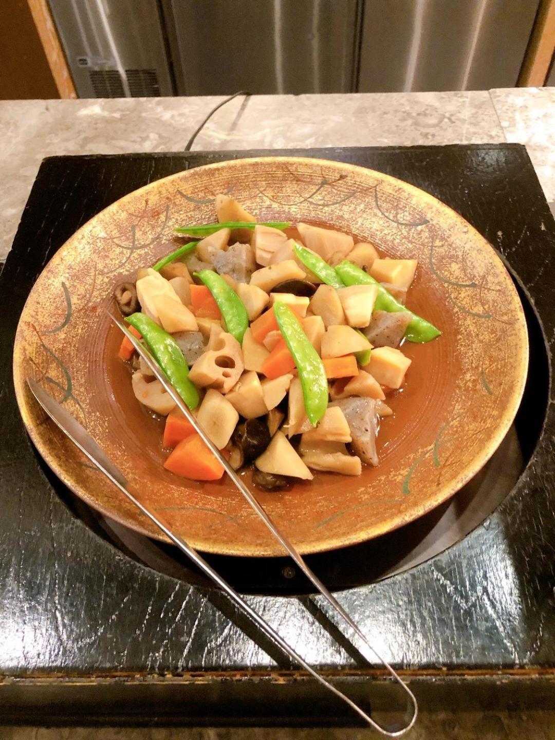 Hotel Okura Fukuoka Fukuoka  Exterior foto A dish of shimeji mushrooms
