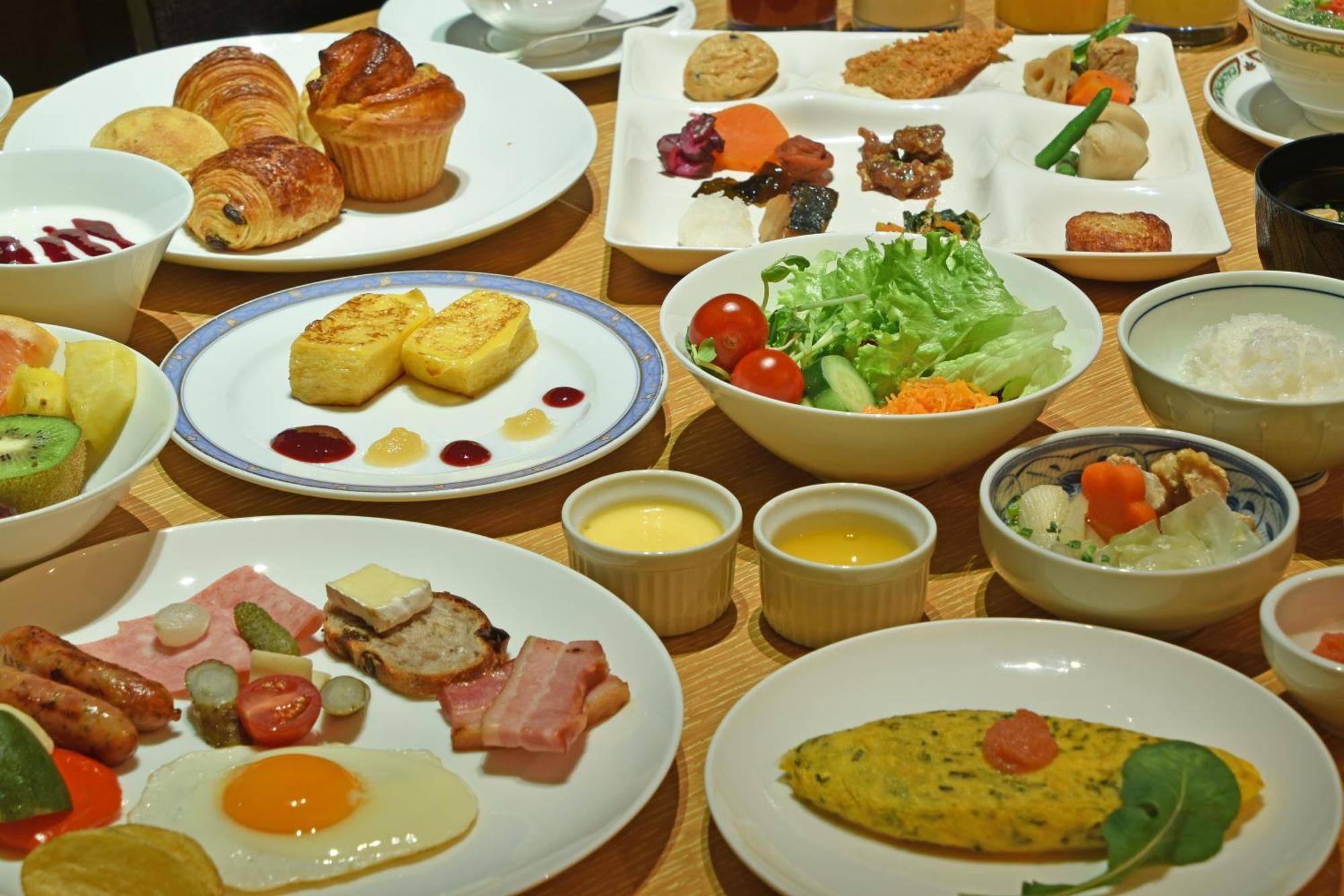 Hotel Okura Fukuoka Fukuoka  Exterior foto A Japanese breakfast